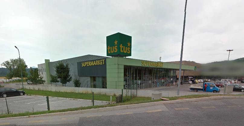 Supermarket Tuš, Vojnik